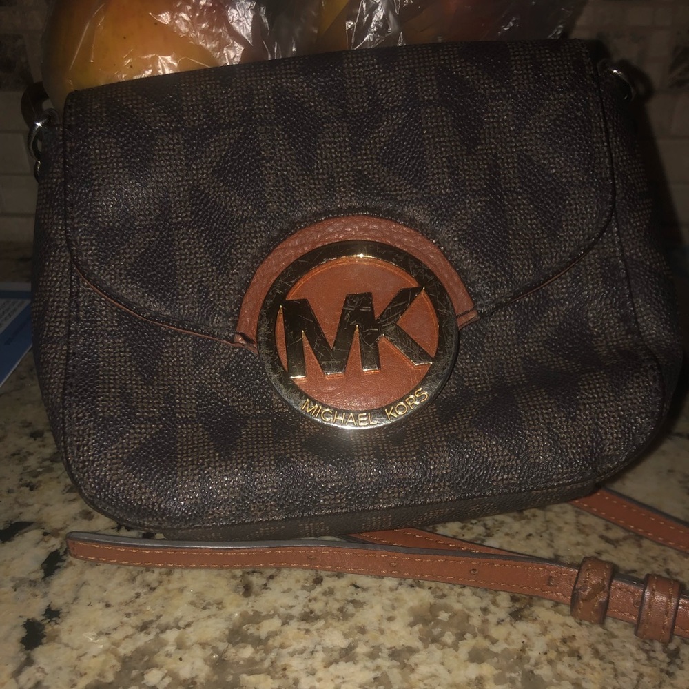 Mk cross body